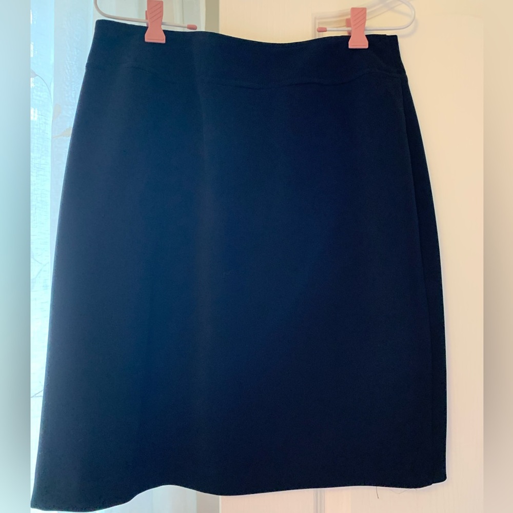 Beecher Brook by Fairweather Stylish Black ‘Hook close’ Skirt - Picture 4 of 6